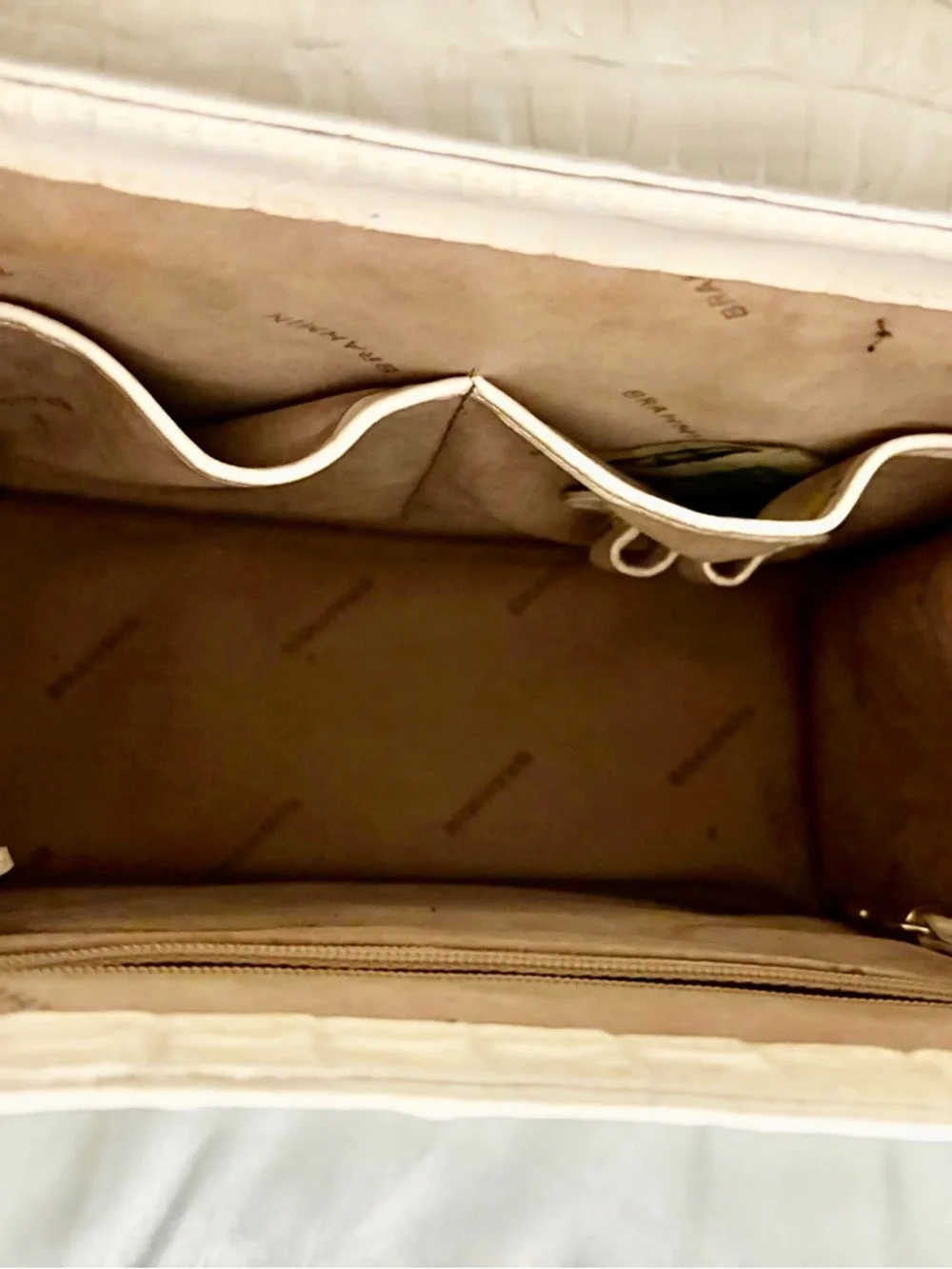 Brahmin Cream Tweed & Tan Leather Shoulder Bag with White Croc Accent - Picture 5 of 6